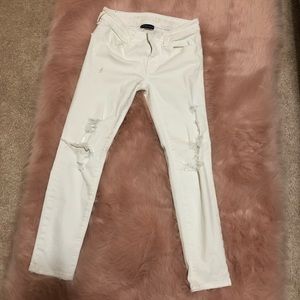 american eagle ripped jeans